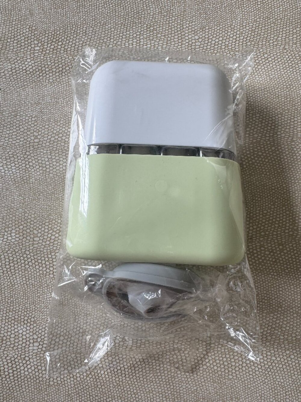 Bpluma Travel Bottle Leak Proof Containers for Toiletries TSA Approved NWT